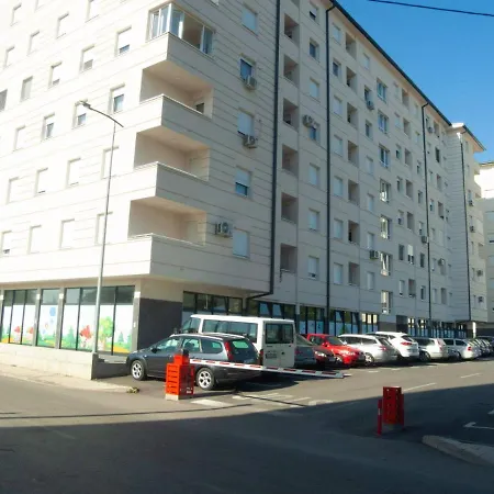 Valerija Apartment